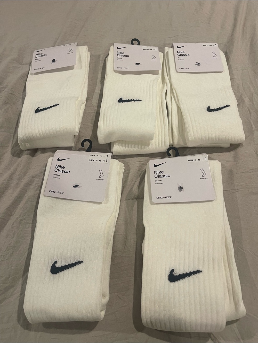 Nike Classic Dri-FIT Soccer Knee High Socks NWT Men’s XL 12-15 White